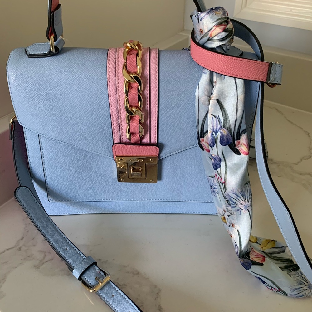 Hand bag